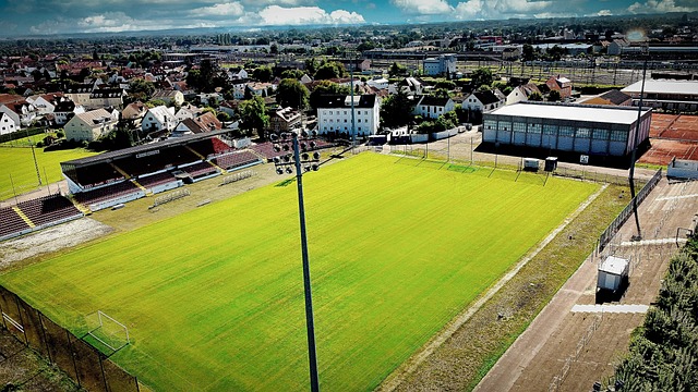 上碰撞出怎 上碰撞出怎